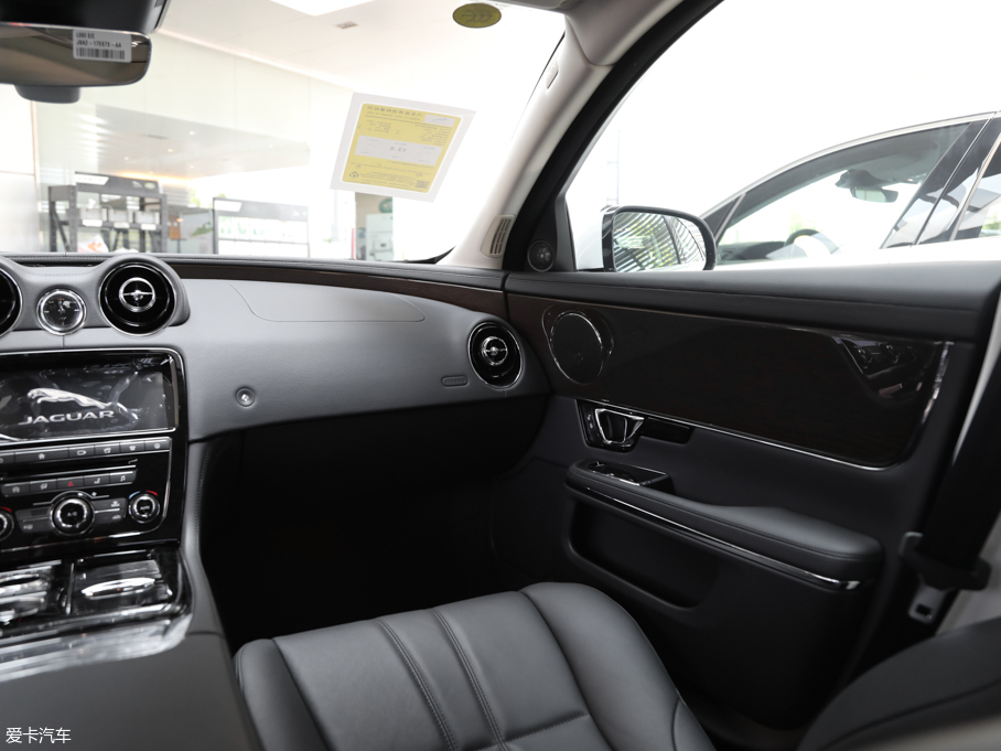 2019ݱXJ L 3.0 SC ̄հ