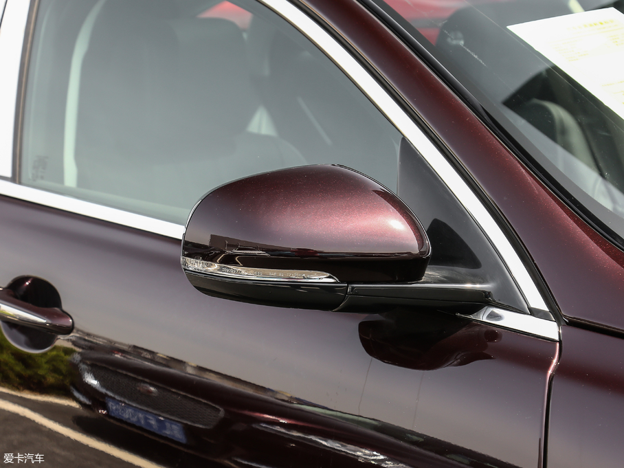 2019ݱXJ L 3.0 SC (q)̄(w)