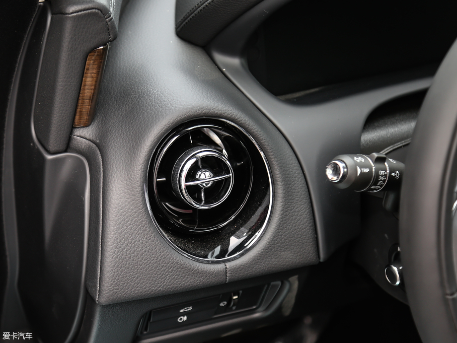 2019ݱXJ L 3.0 SC ̄հ