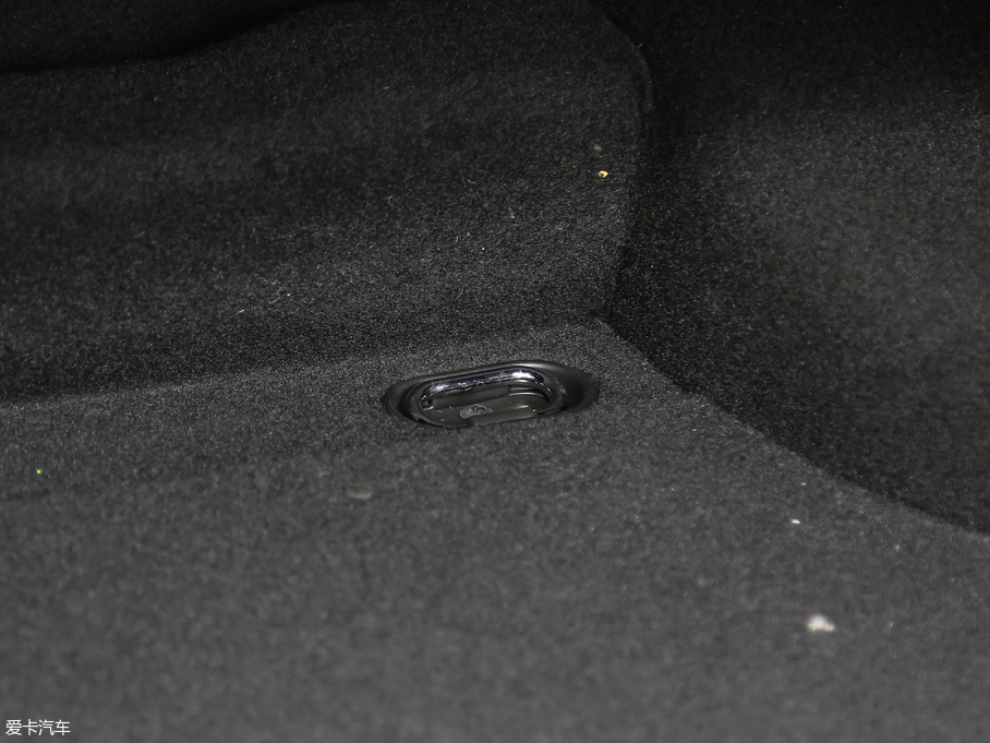 2019ݱXJ L 3.0 SC ̄հ