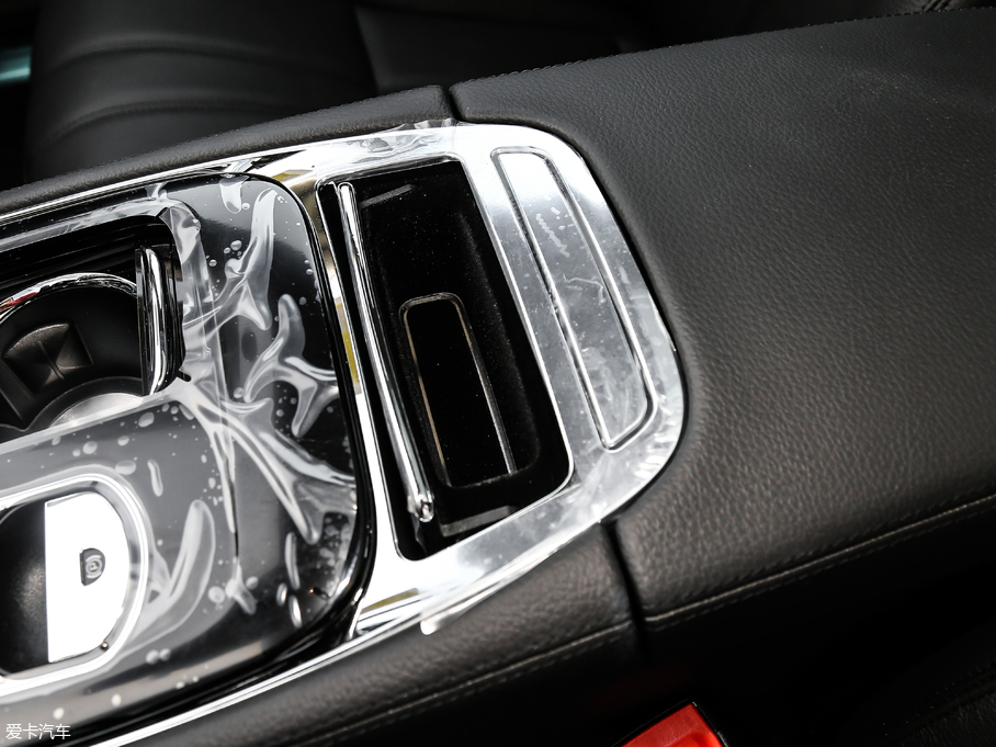 2019ݱXJ L 3.0 SC ̄հ