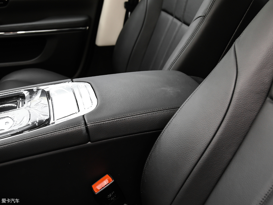 2019ݱXJ L 3.0 SC (q)̄(w)