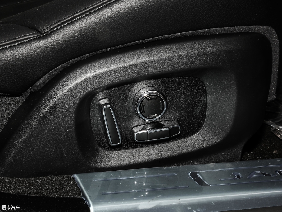 2019ݱXJ L 3.0 SC ̄հ