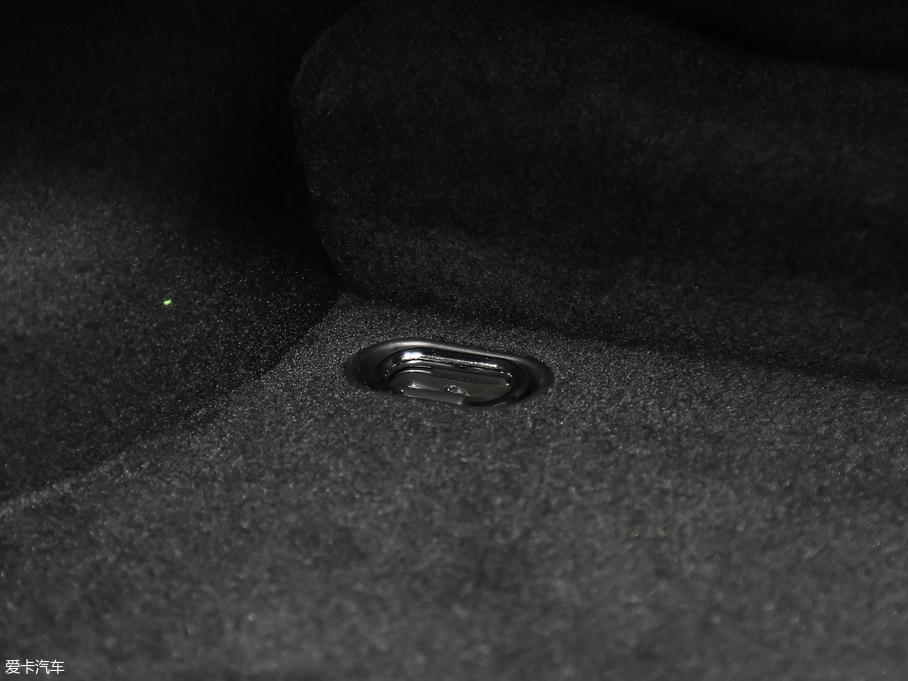 2019ݱXJ L 3.0 SC ̄հ