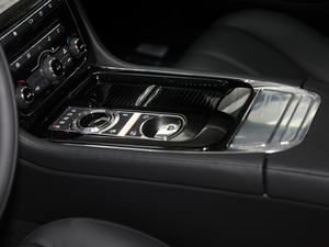 2019L 3.0 SC ̄հ п؅^