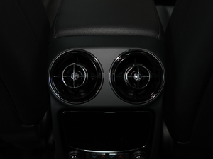 2019L 3.0 SC ̄հ п؅^