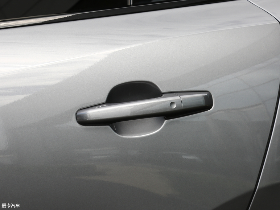 2020ݱF-PACE 2.0T ِ