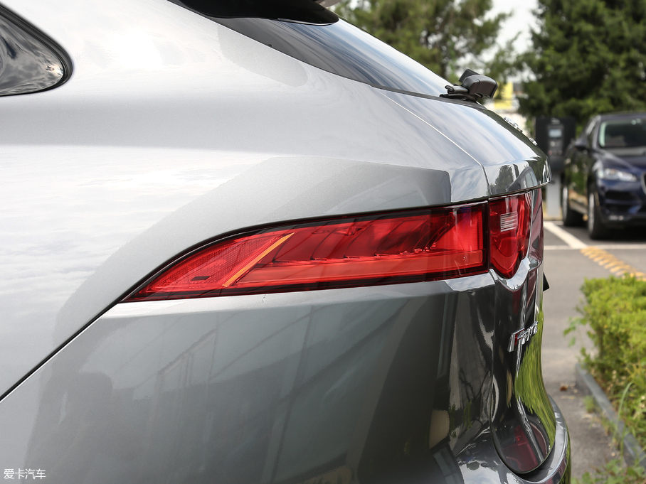 2020ݱF-PACE 2.0T ِ