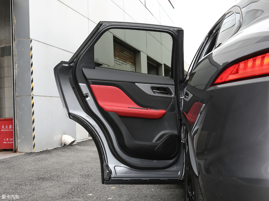 2020ݱF-PACE 2.0T ِ