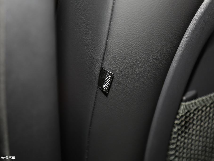 2020ݱF-PACE 2.0T ِ