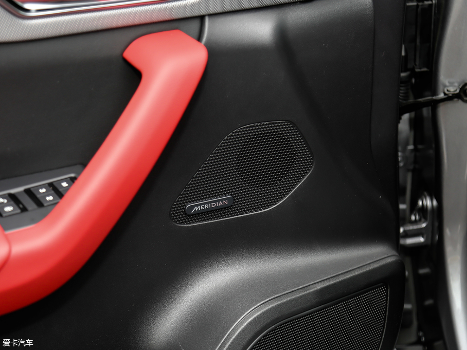 2020ݱF-PACE 2.0T ِ