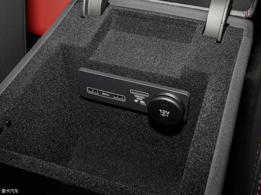 2020ݱF-PACE 2.0T ِ