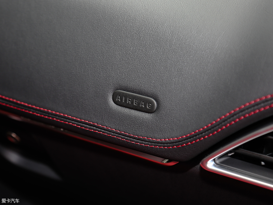 2020ݱF-PACE 2.0T ِ