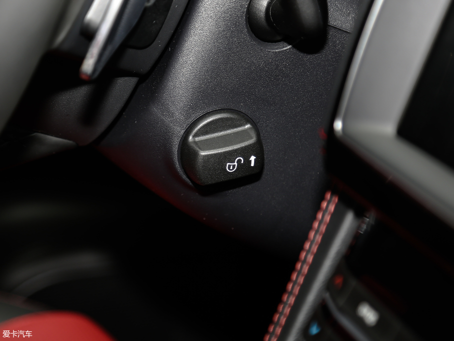 2020ݱF-PACE 2.0T ِ