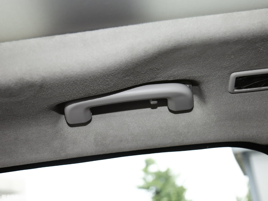 2020ݱF-PACE 2.0T ِ