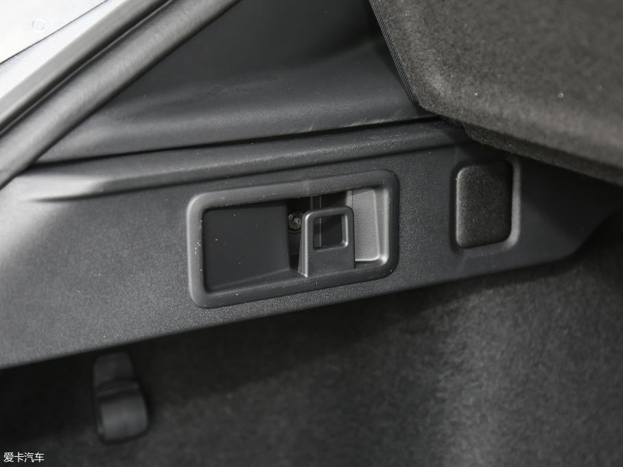 2020ݱF-PACE 2.0T ِ