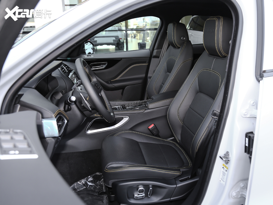 2020ݱF-PACE 300 R-Sport\Ӱ