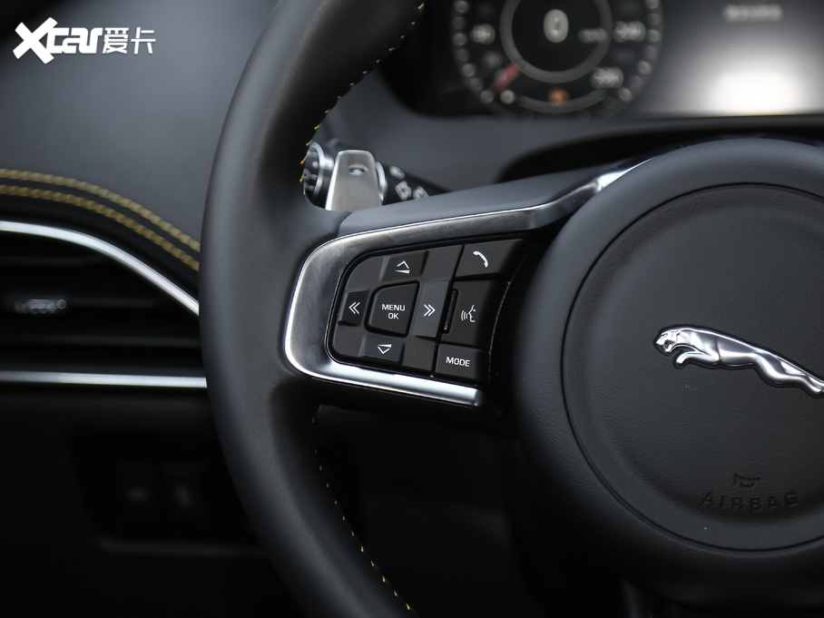 2020ݱF-PACE 300 R-Sport\Ӱ