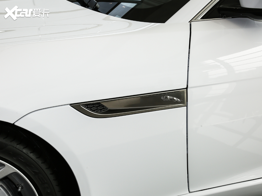 2021ݱF-TYPE P300 Ӳ픰