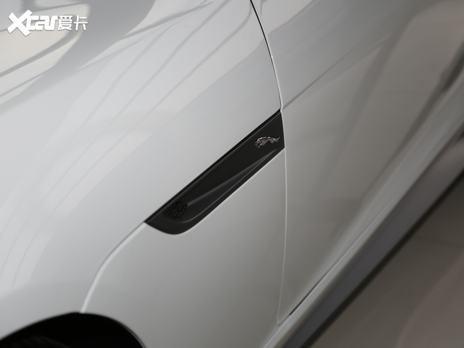 2021ݱF-TYPE P300 First EditionӲ픰