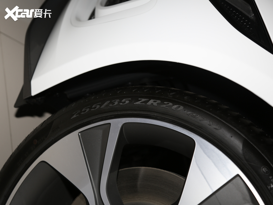 2021ݱF-TYPE P300 First EditionӲ픰