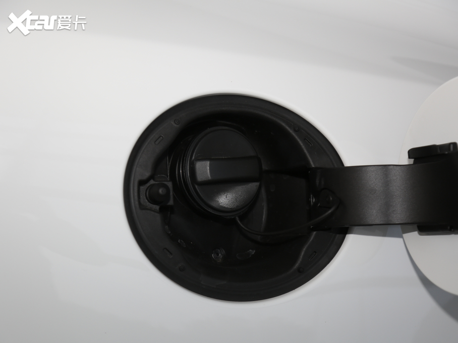 2021ݱF-TYPE P300 (q)First EditionӲ픰