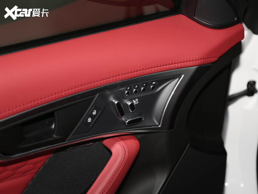 2021ݱF-TYPE P300 First EditionӲ픰