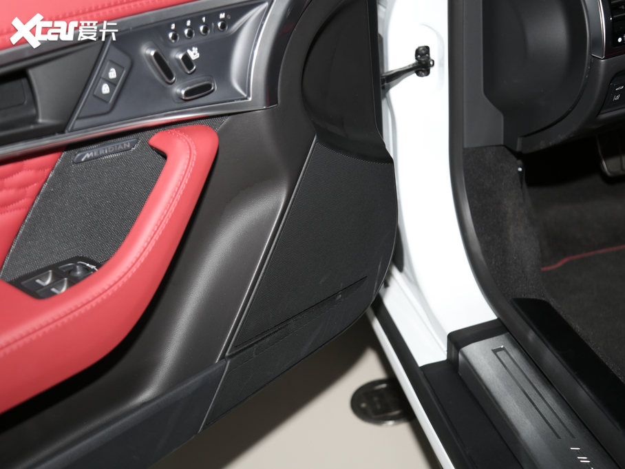 2021ݱF-TYPE P300 First EditionӲ픰