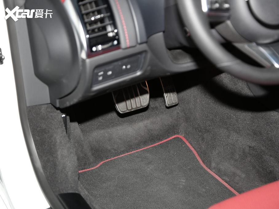 2021ݱF-TYPE P300 First EditionӲ픰