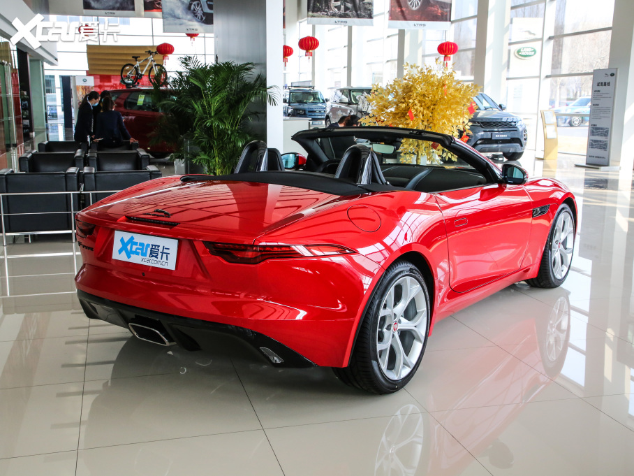 2021ݱF-TYPE P300 (q)