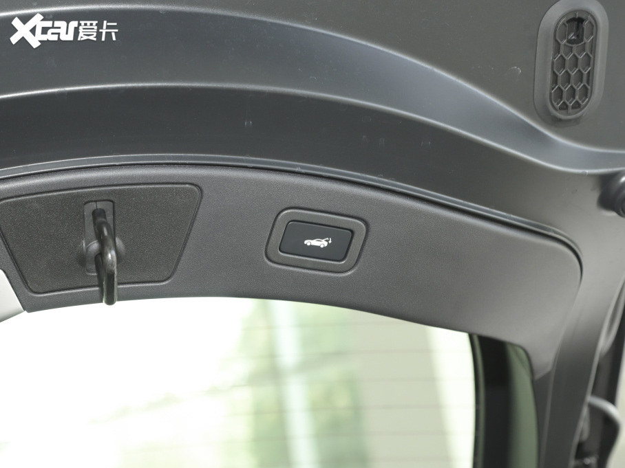 2021ݱF-TYPE P380 ȫV6ِ