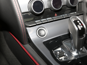 2021P300 (q)First EditionӲ픰 п؅^(q)