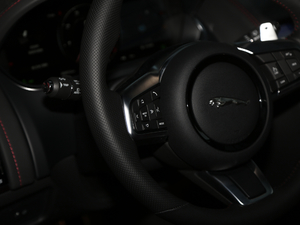 2021P300 (q)First EditionӲ픰 п؅^(q)