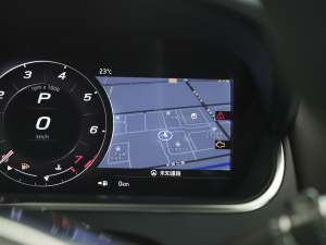 2021P380 ȫV6ِ п؅^