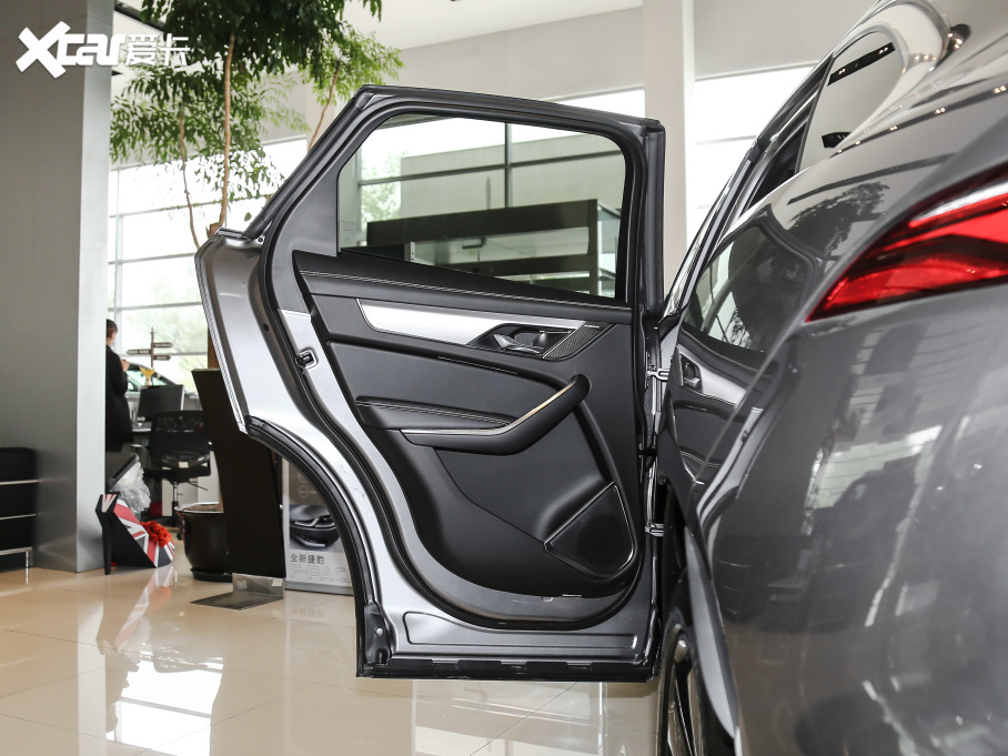 2021ݱF-PACE 250PS R-Dynamic SE