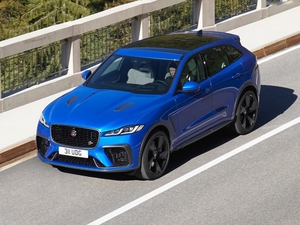 2021款5.0 V8 SVR 整体外观