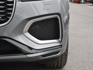 2021340PS R-Dynamic SE ^