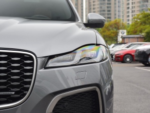 2021340PS R-Dynamic SE 