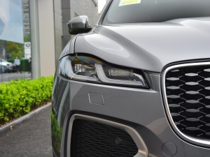 2021340PS R-Dynamic SE ^