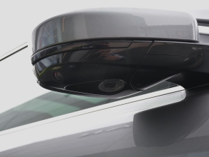 2021340PS R-Dynamic SE ^