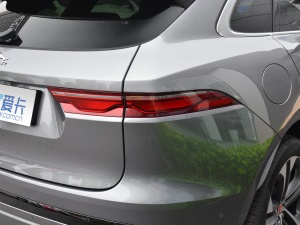 2021340PS R-Dynamic SE ^