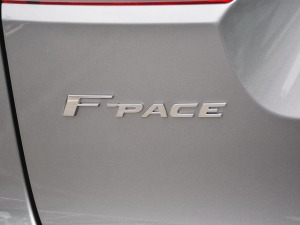 2021340PS R-Dynamic SE ^