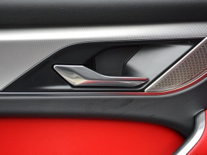 2021340PS R-Dynamic SE g