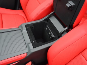 2021340PS R-Dynamic SE g