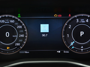 2021340PS R-Dynamic SE п؅^