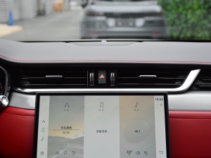 2021340PS R-Dynamic SE {L