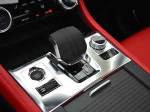 2021340PS R-Dynamic SE QU