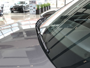 2021250PS R-Dynamic SE ˢ