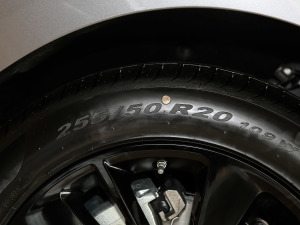 2021250PS R-Dynamic SE ݆̥ߴ