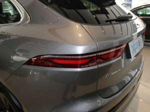 2021250PS R-Dynamic SE ^